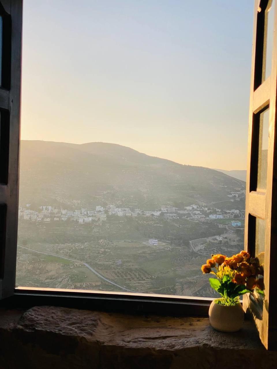 Appartement Mountain View House à Al Al Karak Extérieur photo